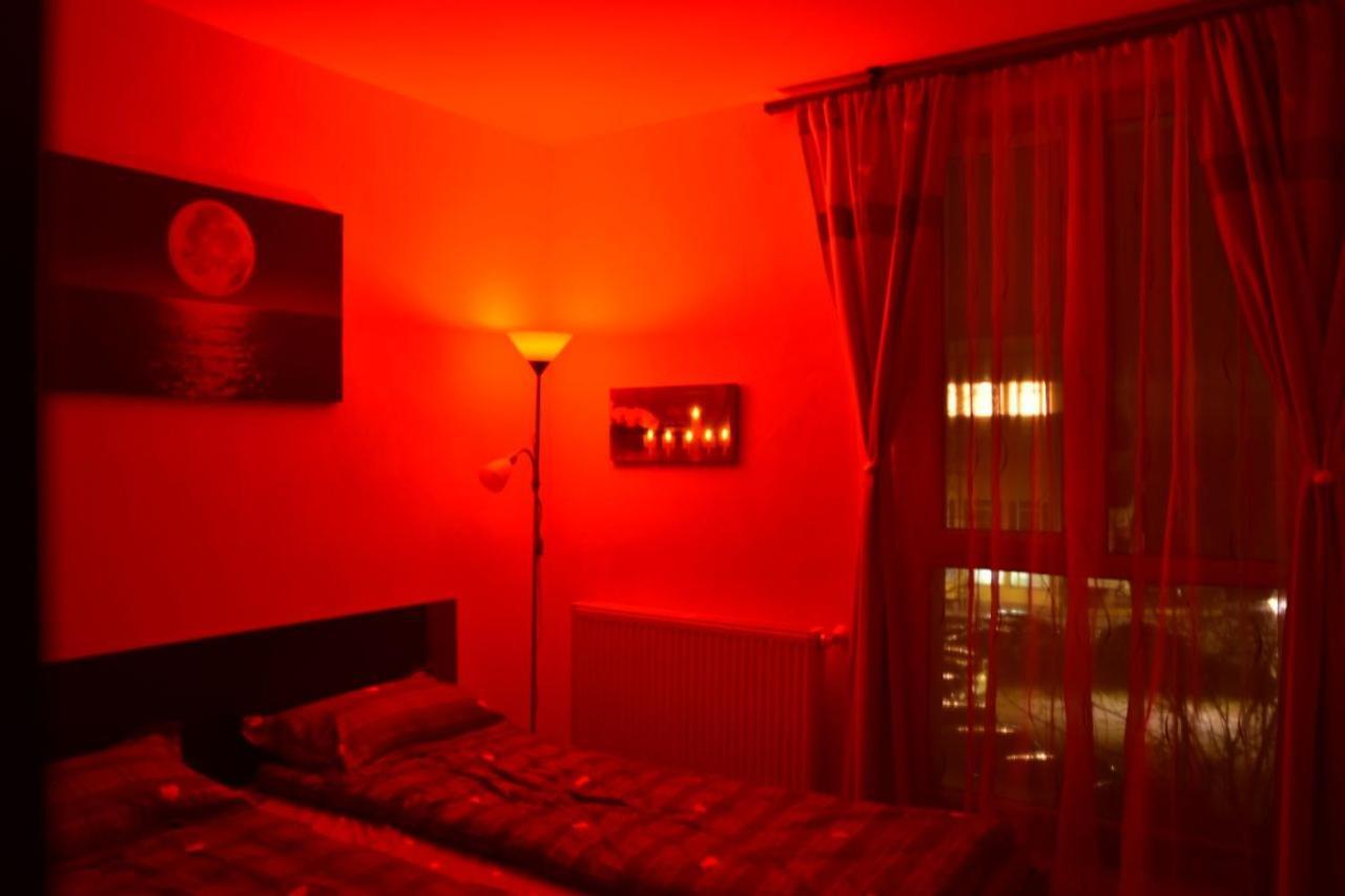 Apartament Dabe Hd Хунедоара Екстериор снимка