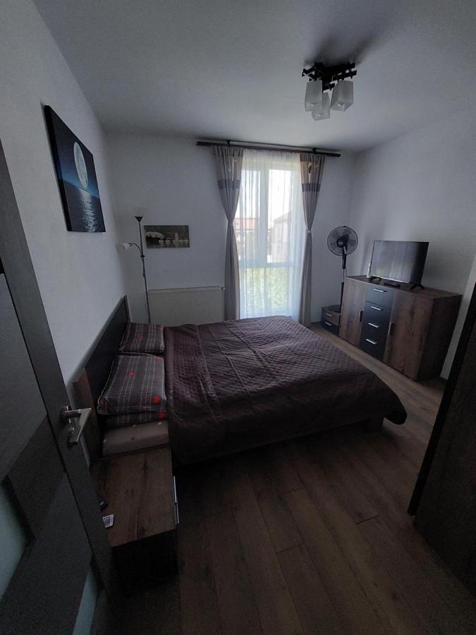 Apartament Dabe Hd Хунедоара Екстериор снимка